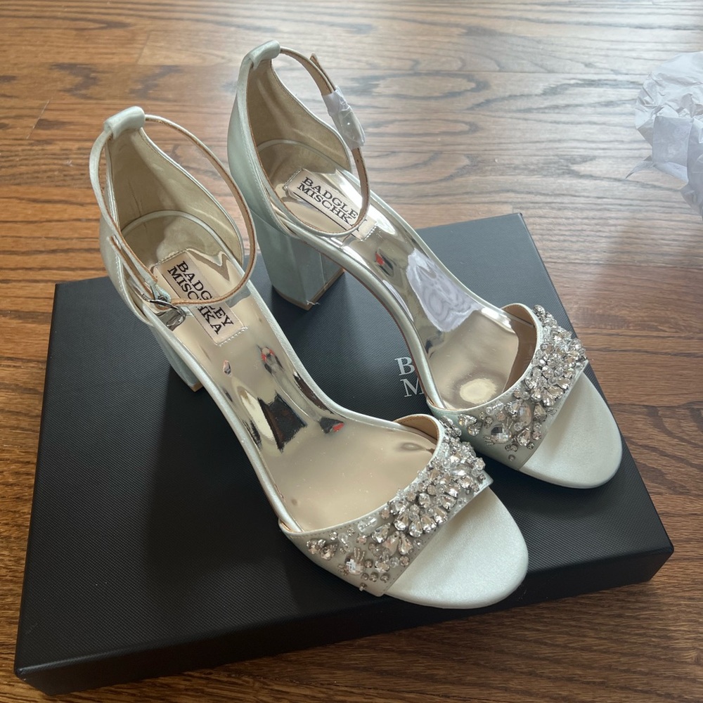 Badgley Mischka White Crystal Embellished Block Heel Sandals
